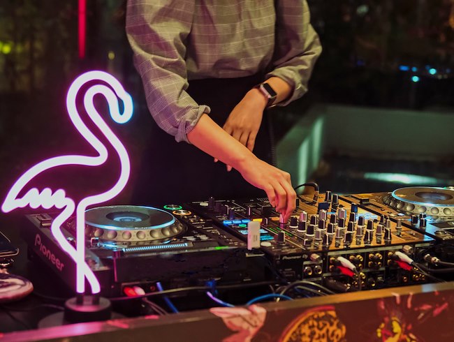 MOXY DJ NIGHTS